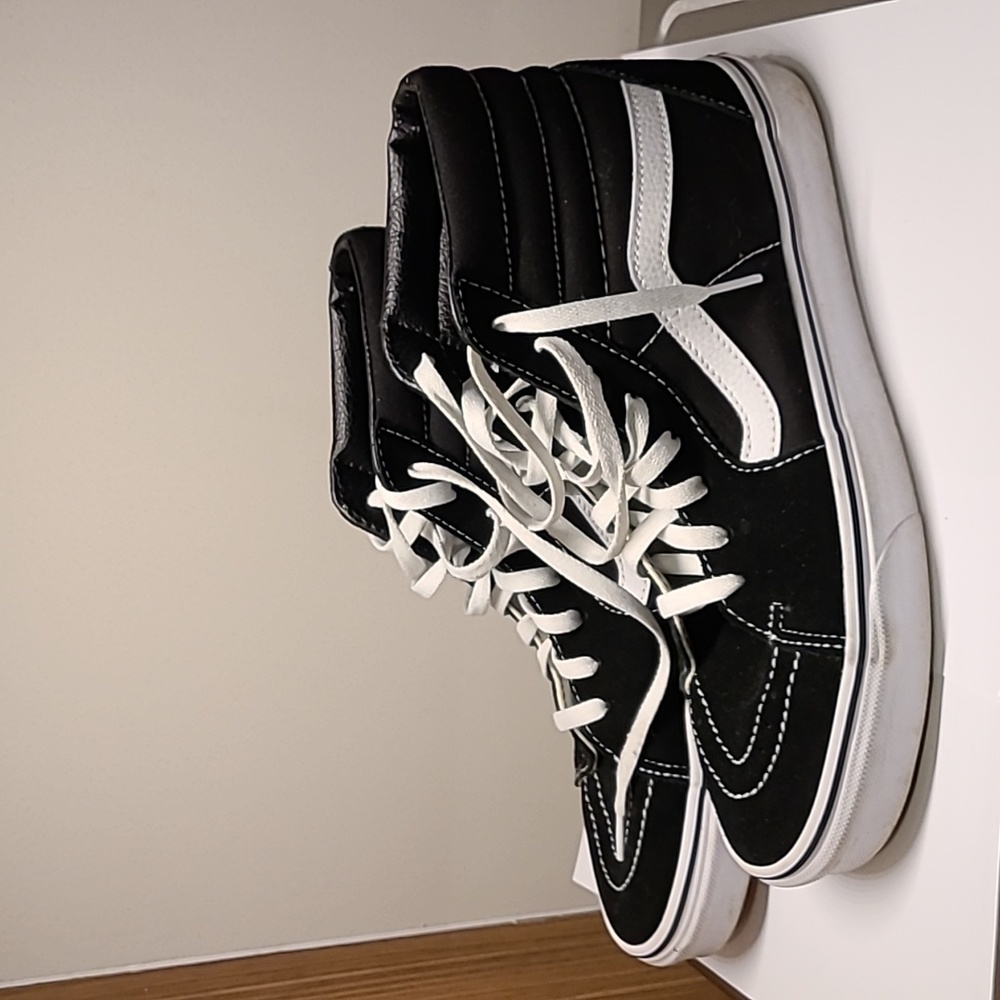 Van's Sk8-Hi Men's 10.5 Black/white